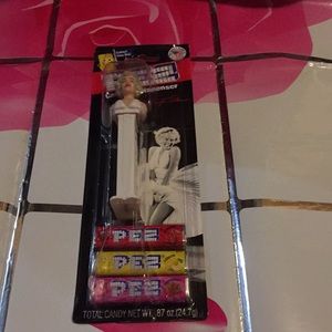 Brand New Merilyn  Monroe Pez  Candy & Dispenser.